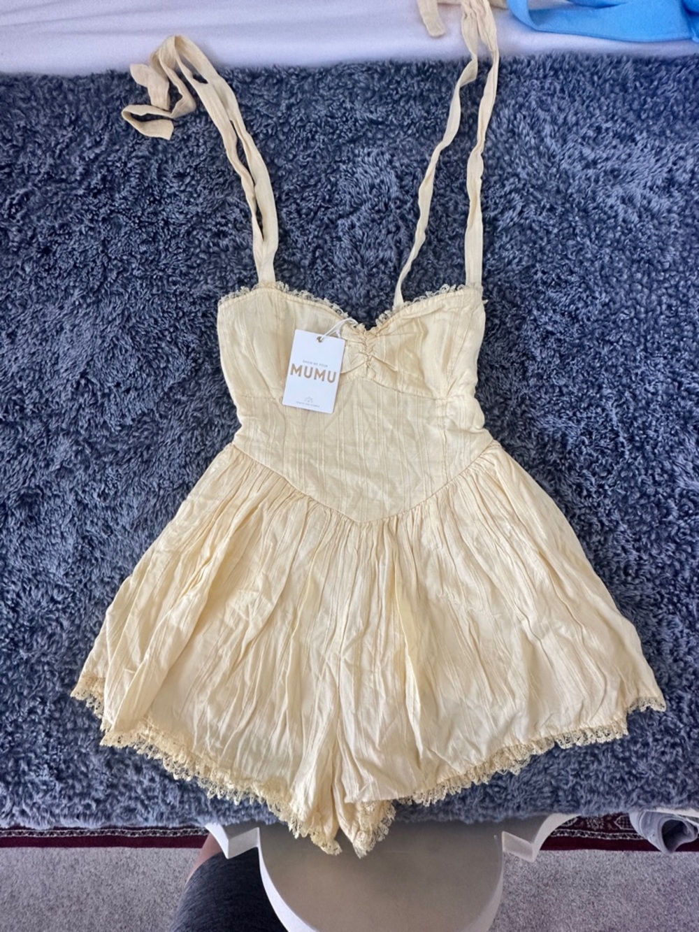 Show Me Your MuMu  Lace-Trim Romper with Tie Straps